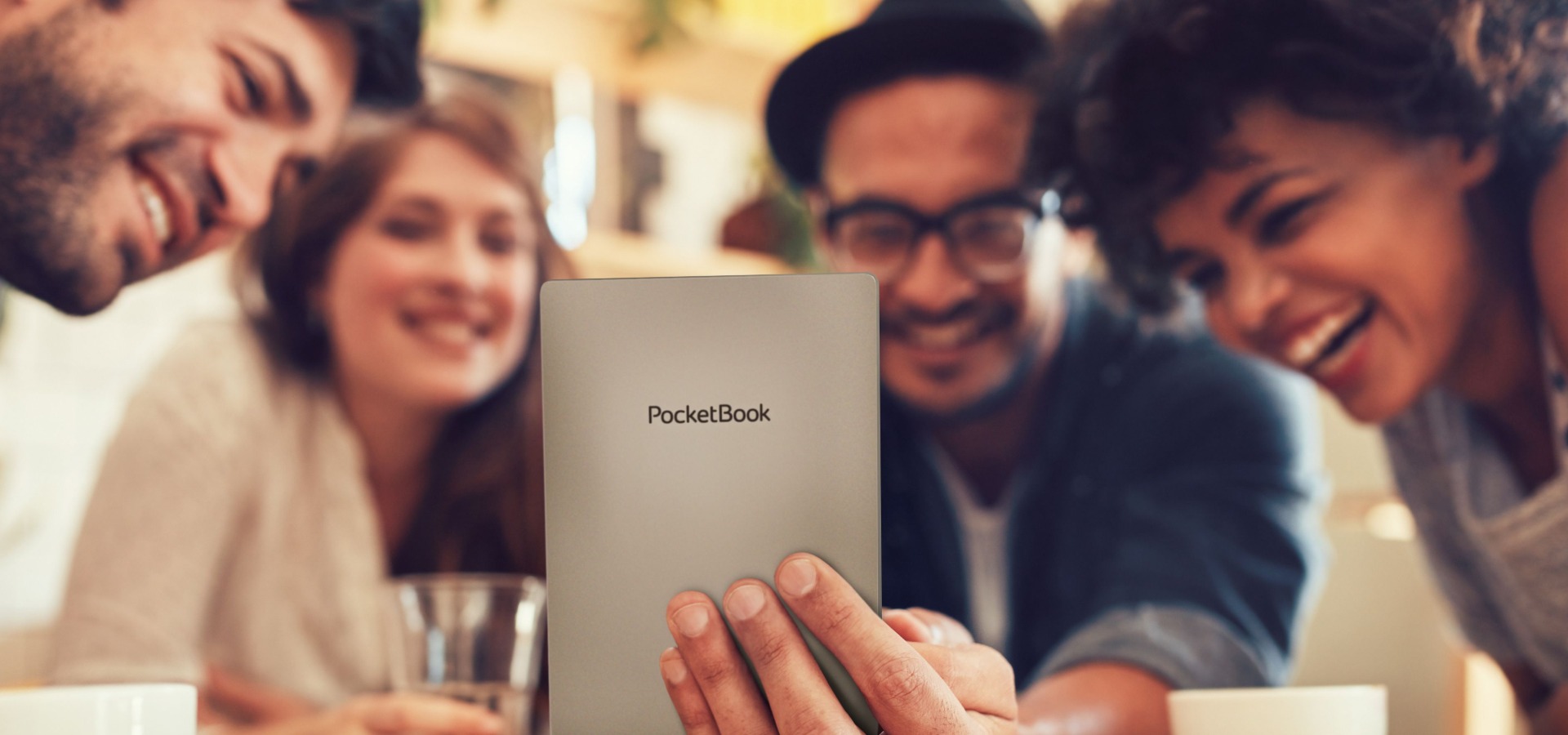 Dvě dlouho očekávané čtečky elektronických knih PocketBook Color a PocketBook  Touch Lux 5 vstupují do prodeje