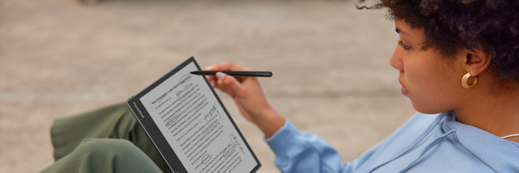 PocketBook InkPad Eo: výkonný e-zápisník s úhlopříčkou 10,3 palce s barevným displejem E Ink Kaleido 3 